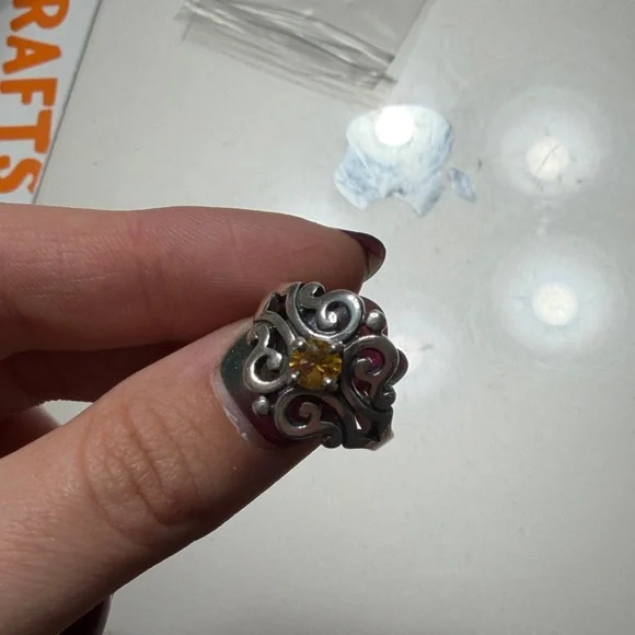 Spanish Lace Birthstone Ring - Picture 2 of 8